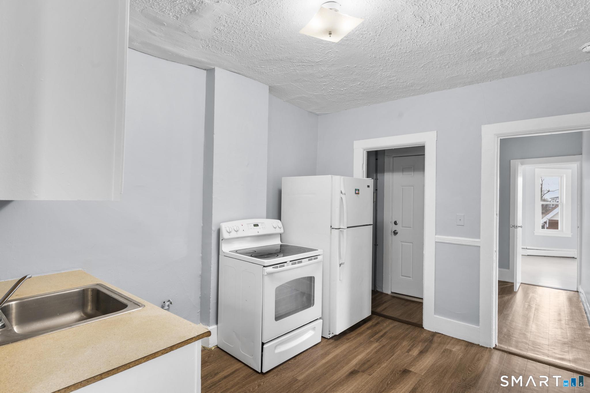 10 Warner Street Hartford CT 06114