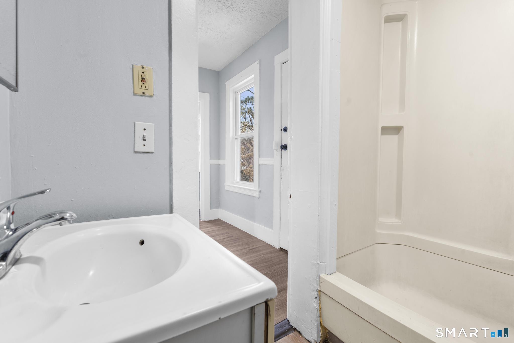 10 Warner Street Hartford CT 06114