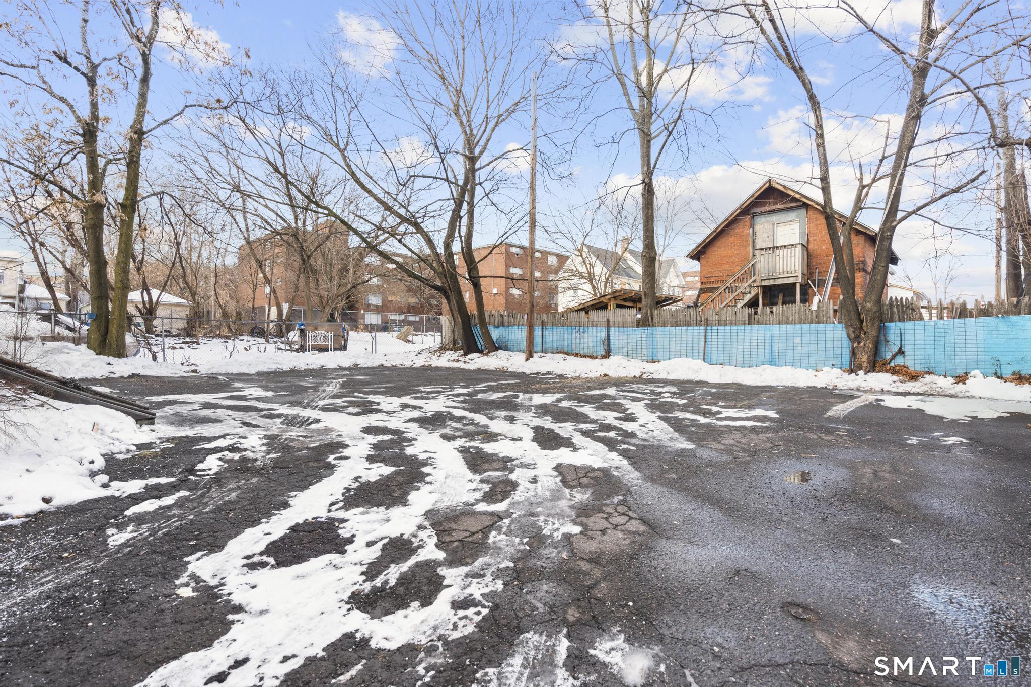 10 Warner Street Hartford CT 06114