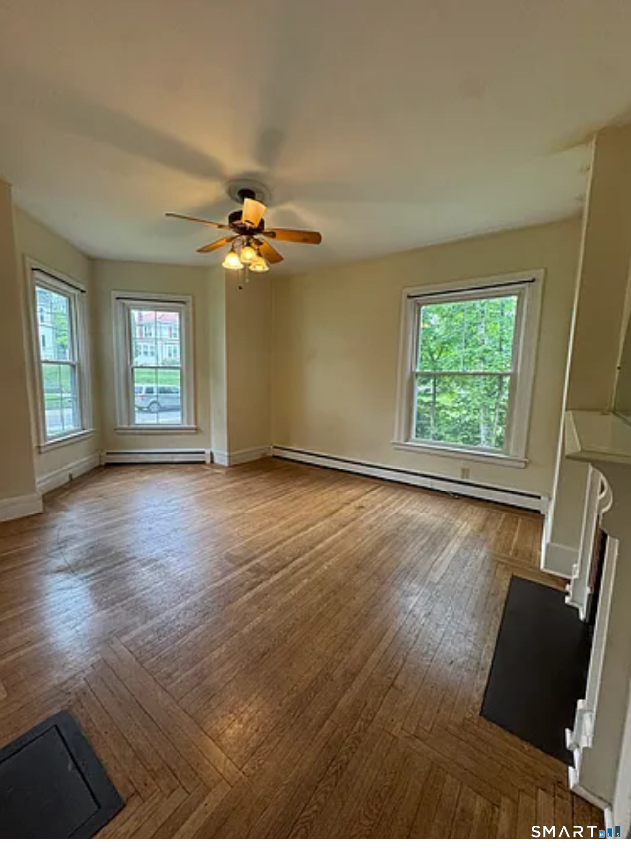 227 Broadway Norwich CT 06360
