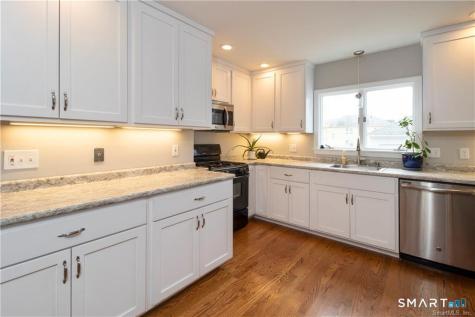 47 Kingswood Road West Hartford CT 06119