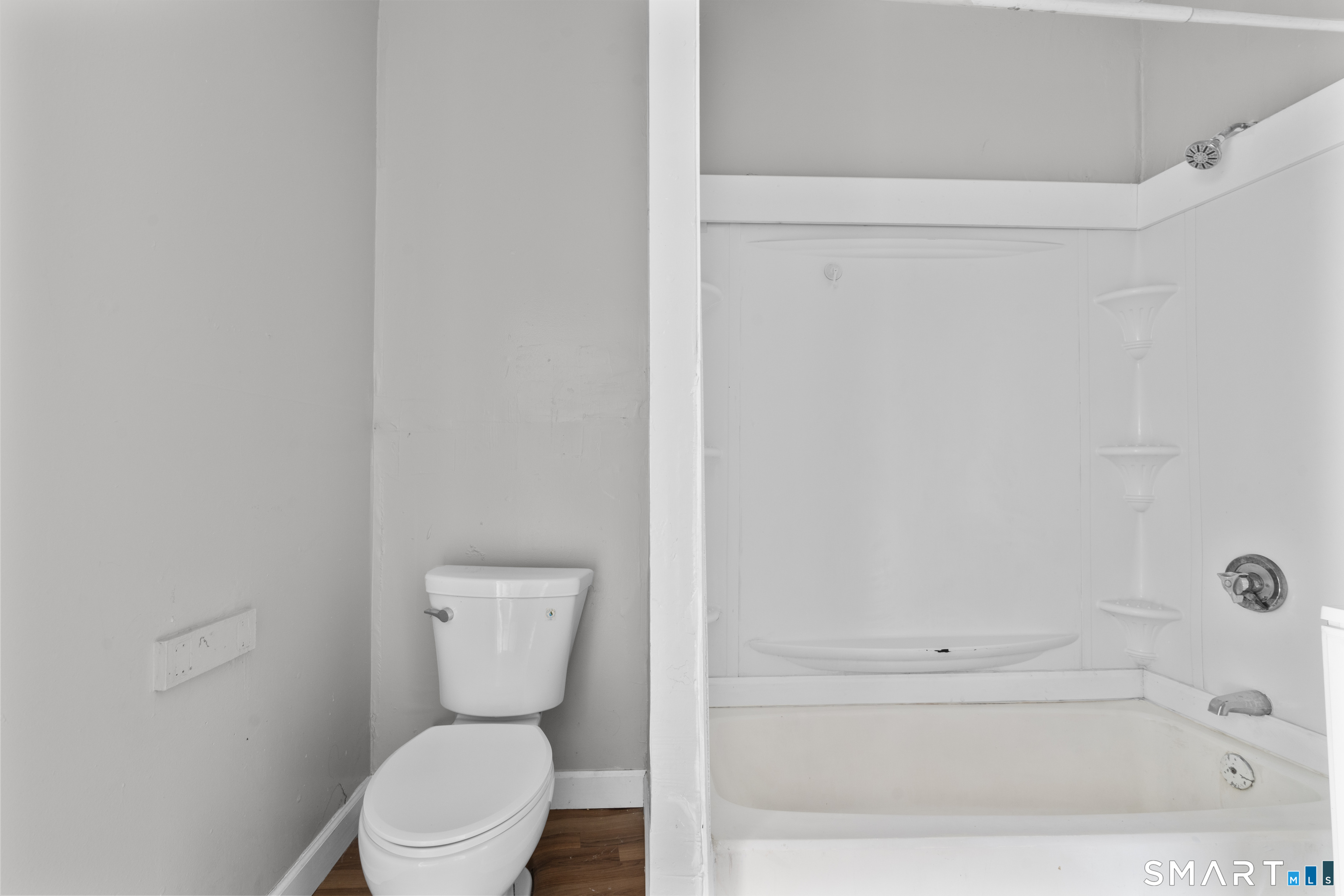 5 Hill Street Waterbury CT 06704