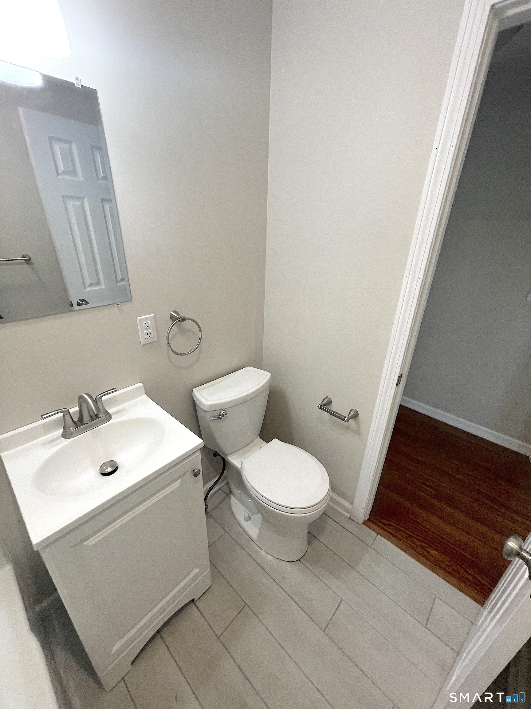 4 Willoughby Street Bristol CT 06010