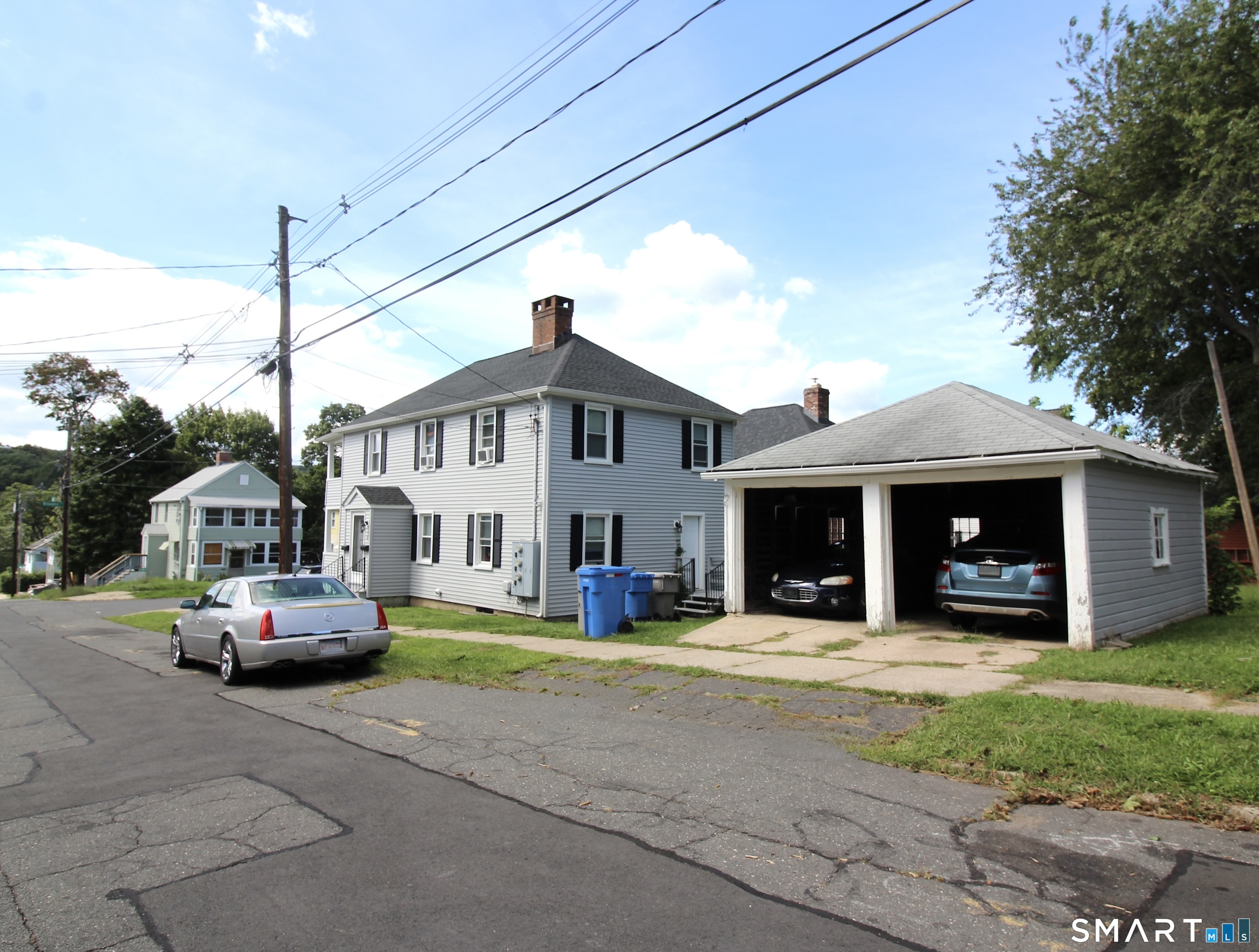 4 Willoughby Street Bristol CT 06010