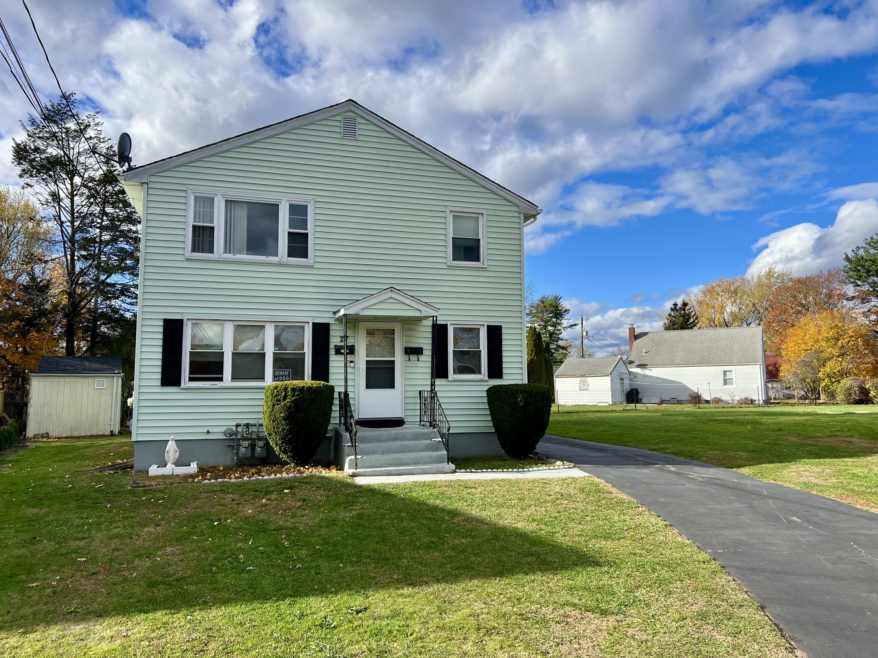 27 Candlewood Lane New Britain CT 06053