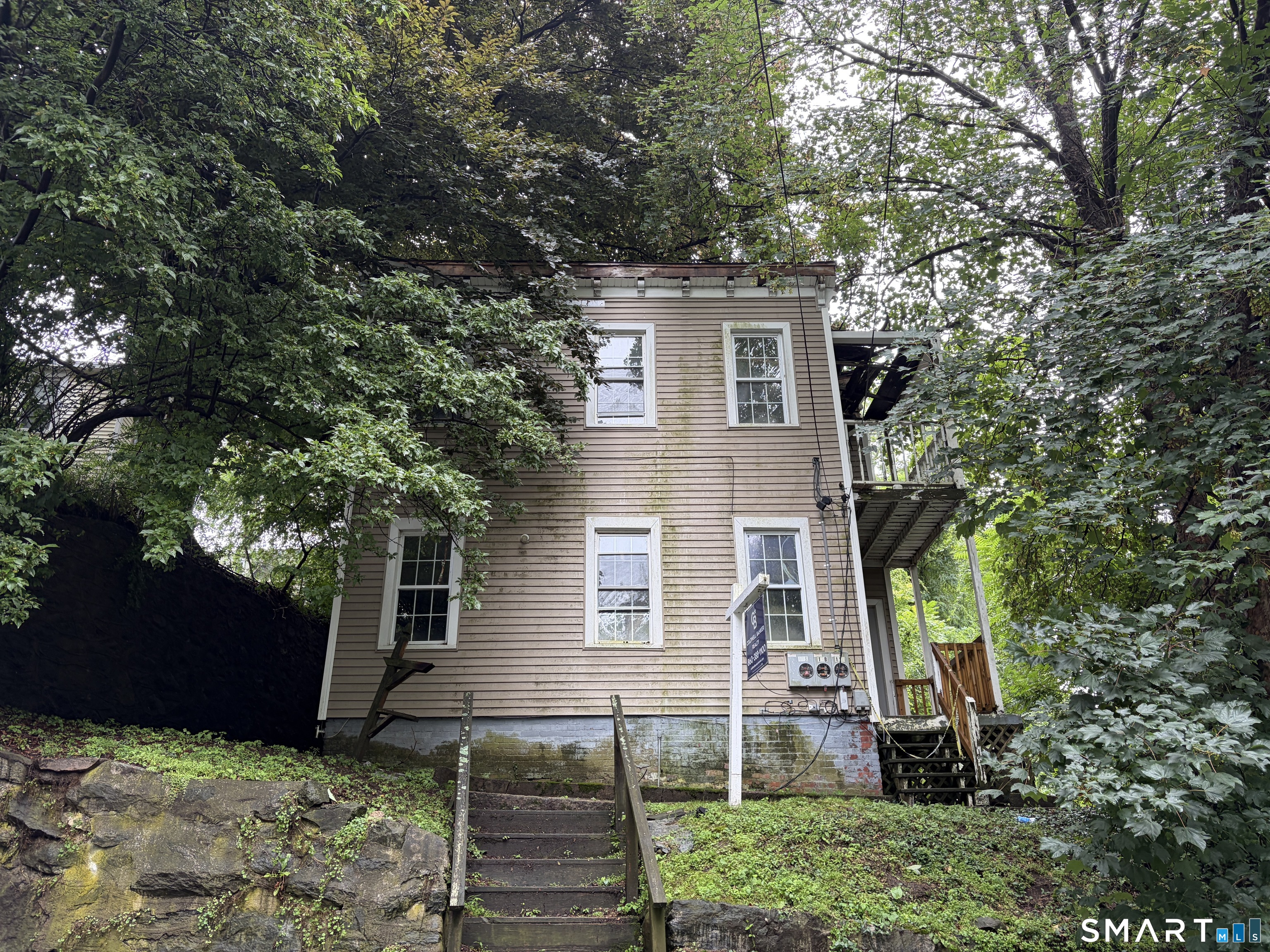 11 Division Street Norwich CT 06360