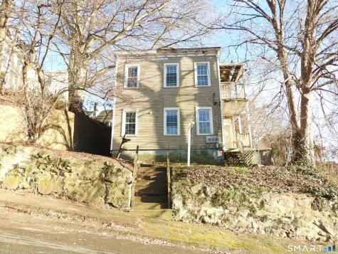 11 Division Street Norwich CT 06360