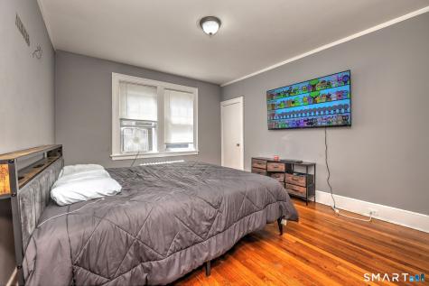 160 Goffe Terrace New Haven CT 06511