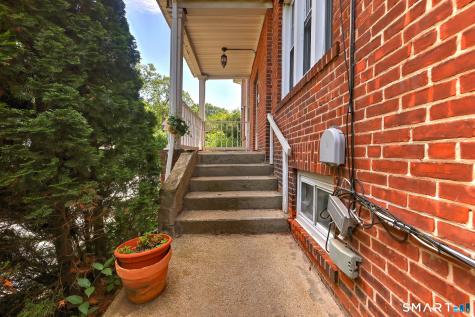 160 Goffe Terrace New Haven CT 06511