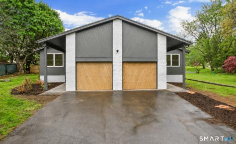 35 Lilly Street Waterbury CT 06708