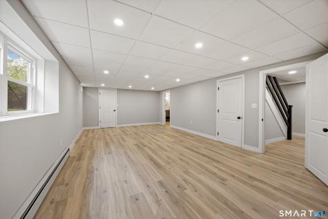 35 Lilly Street Waterbury CT 06708