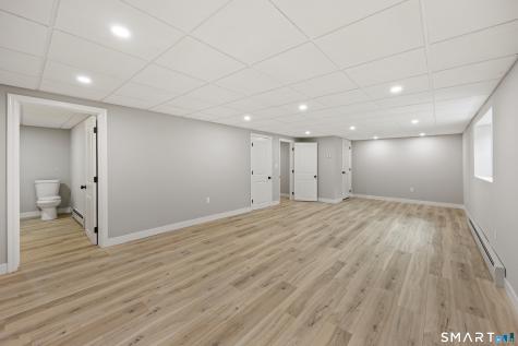35 Lilly Street Waterbury CT 06708