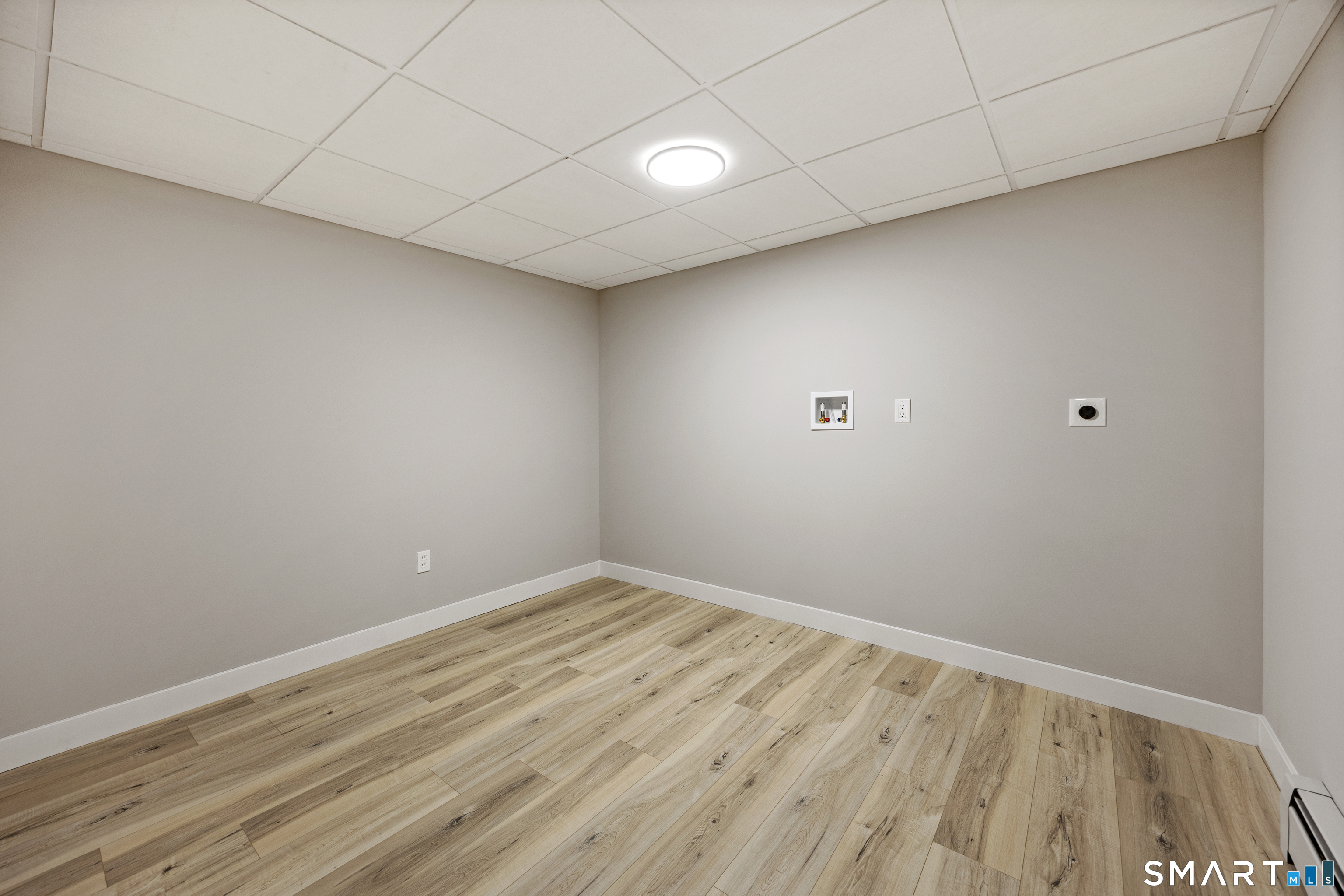 35 Lilly Street Waterbury CT 06708