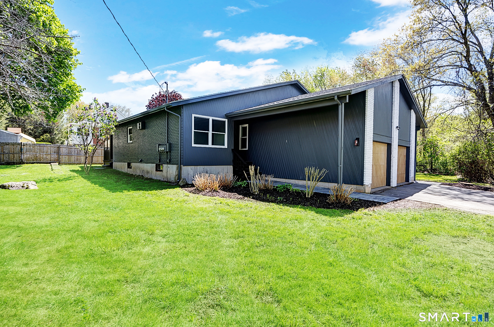35 Lilly Street Waterbury CT 06708