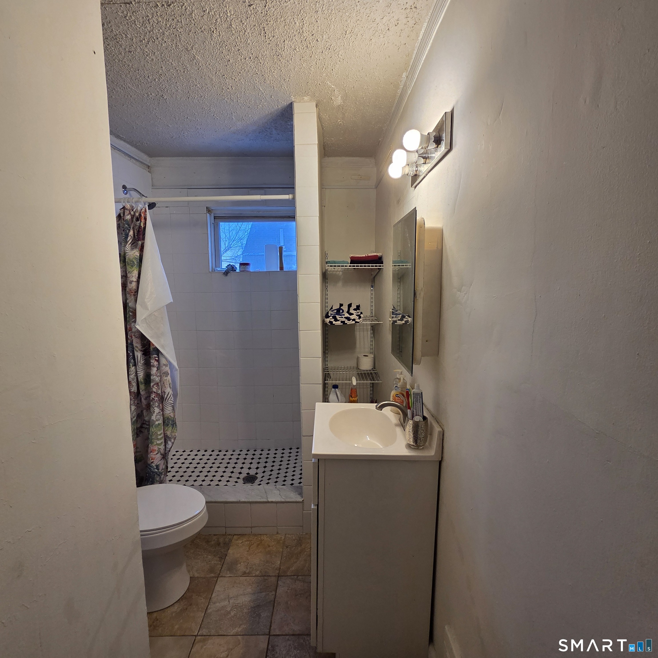 18 Darby Street Bloomfield CT 06002
