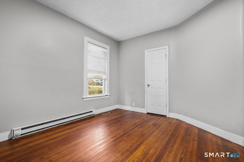 21 Aetna Street Waterbury CT 06704