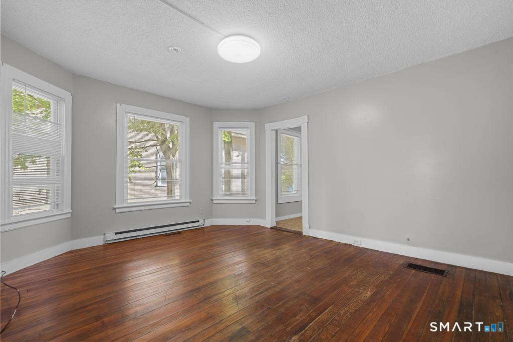 21 Aetna Street Waterbury CT 06704
