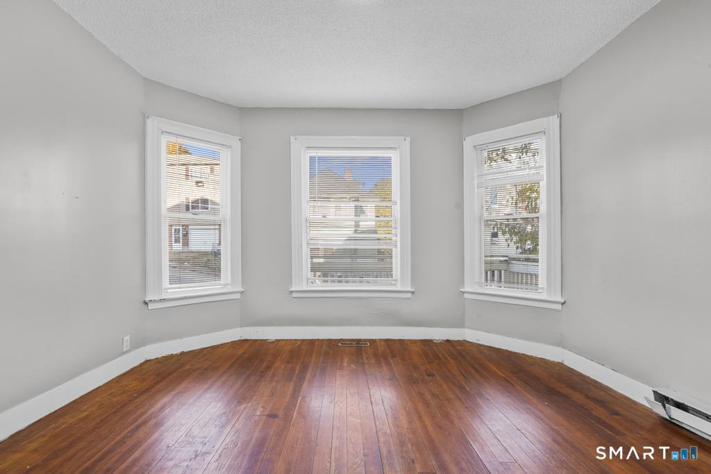 21 Aetna Street Waterbury CT 06704