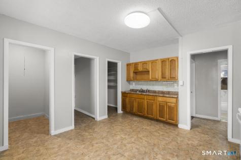 21 Aetna Street Waterbury CT 06704