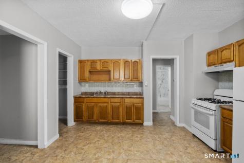 21 Aetna Street Waterbury CT 06704