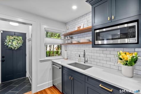 134-136 Whitman Avenue West Hartford CT 06107