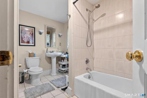 134-136 Whitman Avenue West Hartford CT 06107