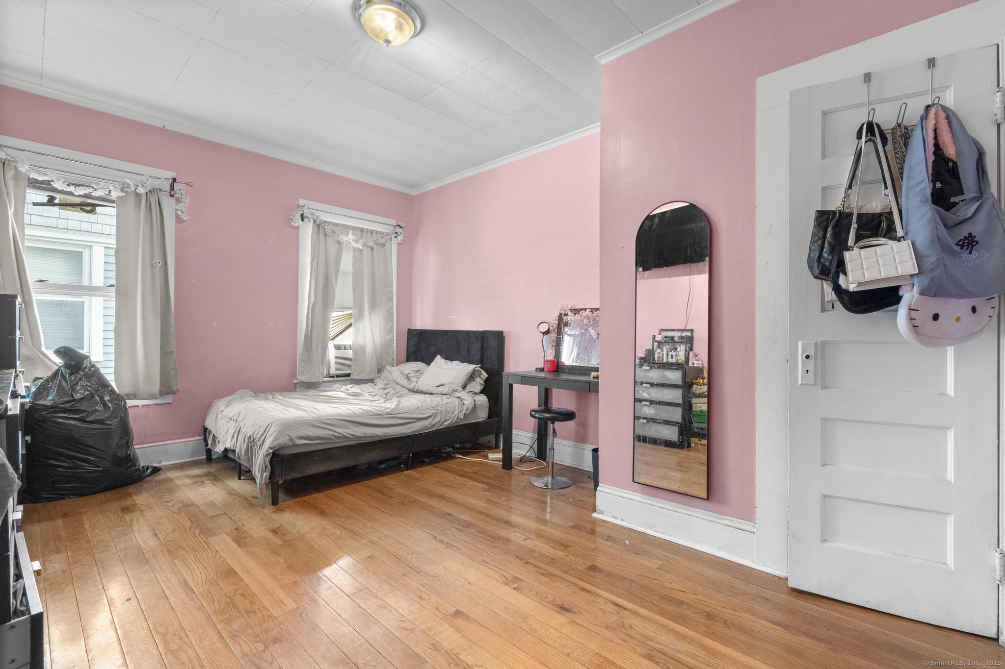 1146-1148 Iranistan Avenue Bridgeport CT 06605