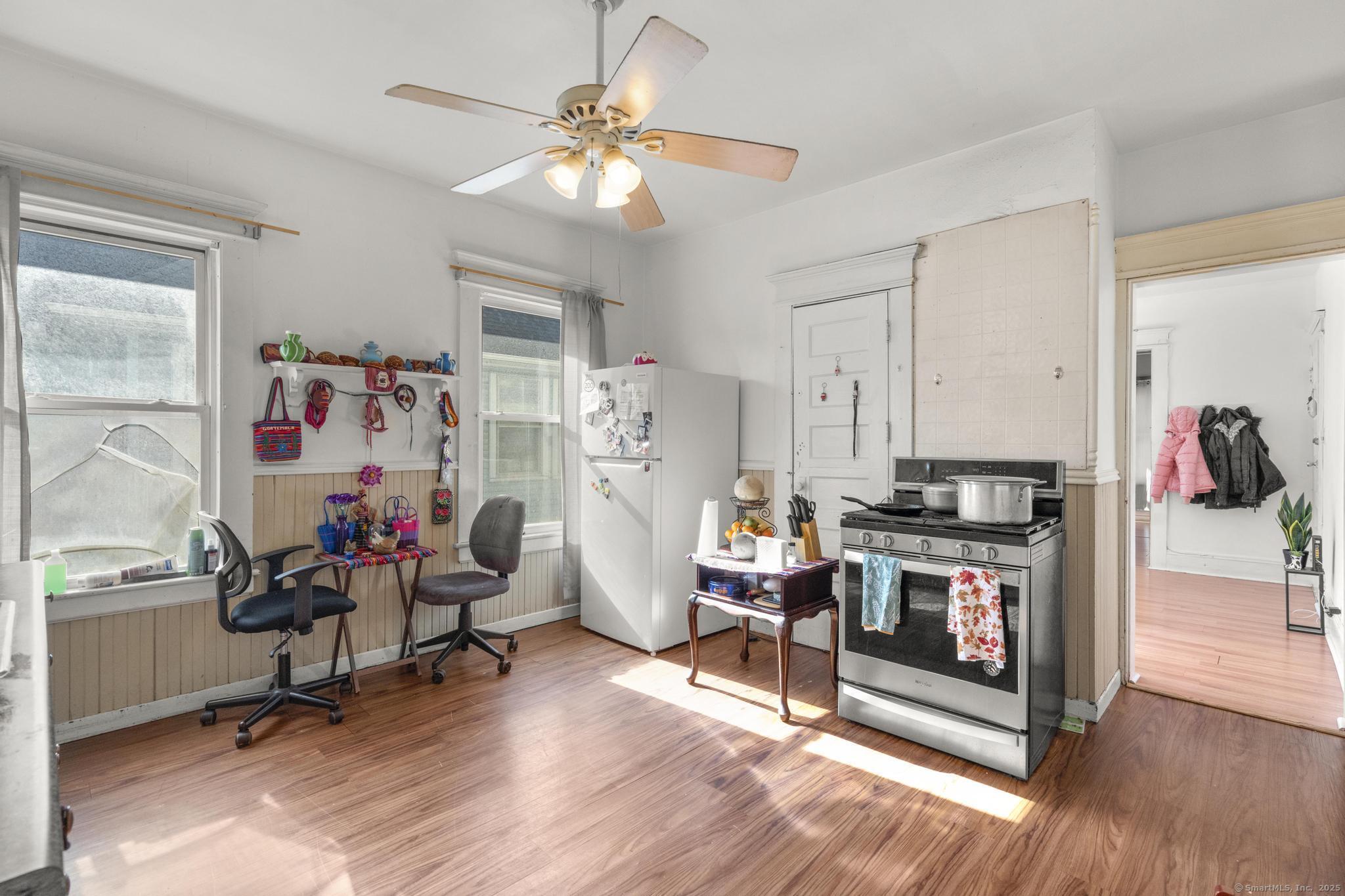 1146-1148 Iranistan Avenue Bridgeport CT 06605