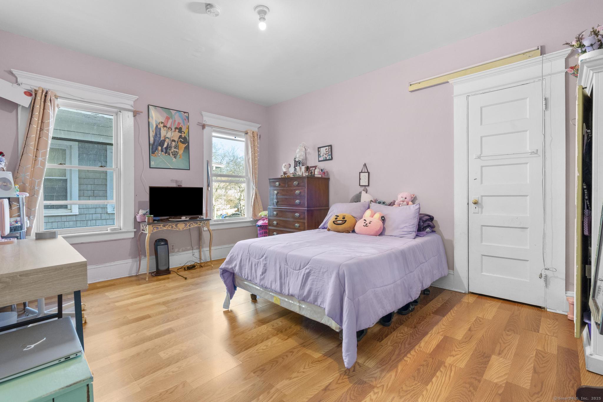 1146-1148 Iranistan Avenue Bridgeport CT 06605