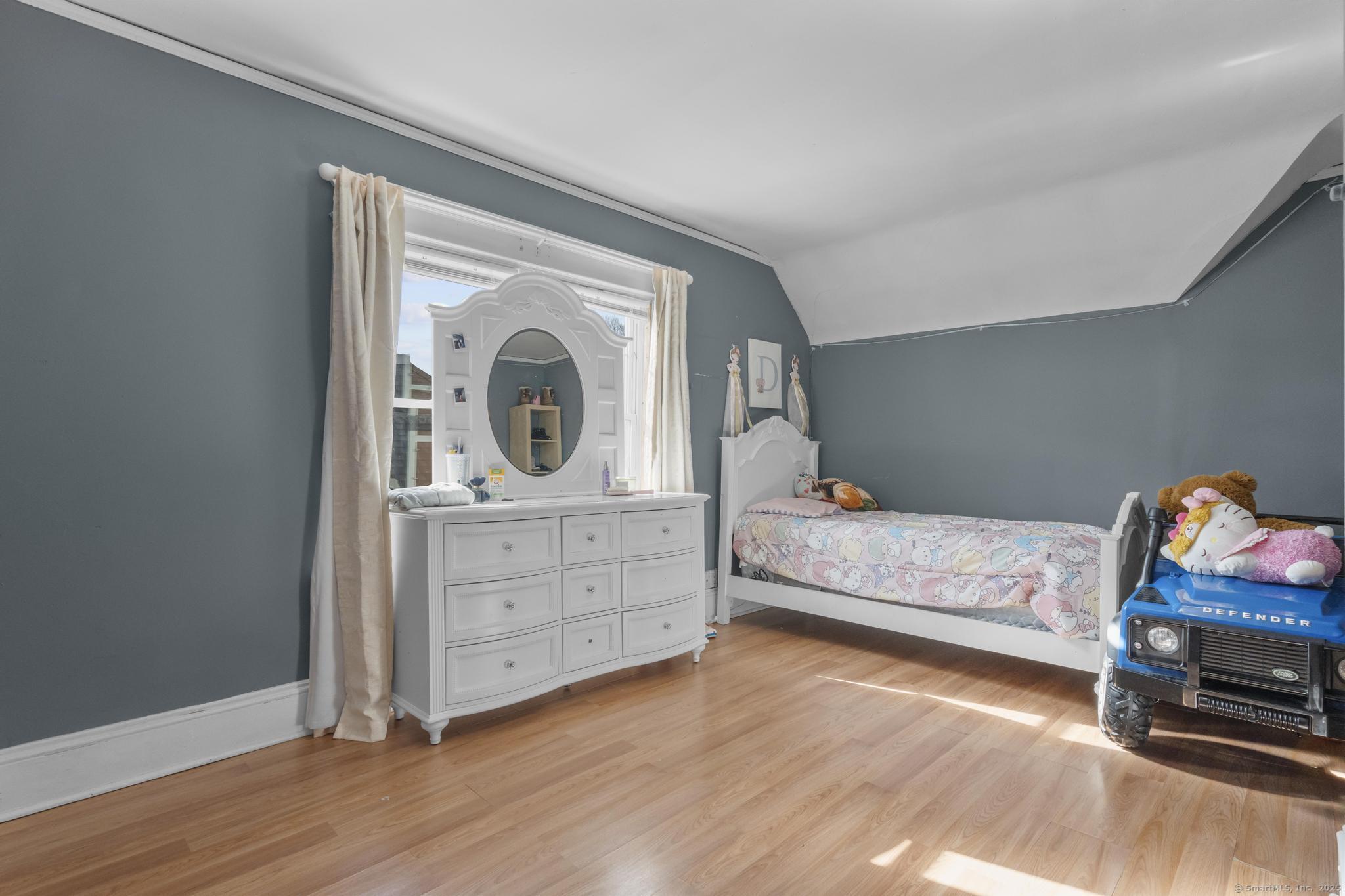 1146-1148 Iranistan Avenue Bridgeport CT 06605