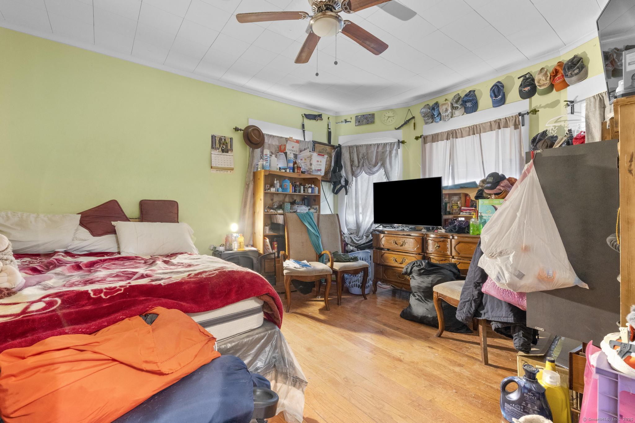 1146-1148 Iranistan Avenue Bridgeport CT 06605