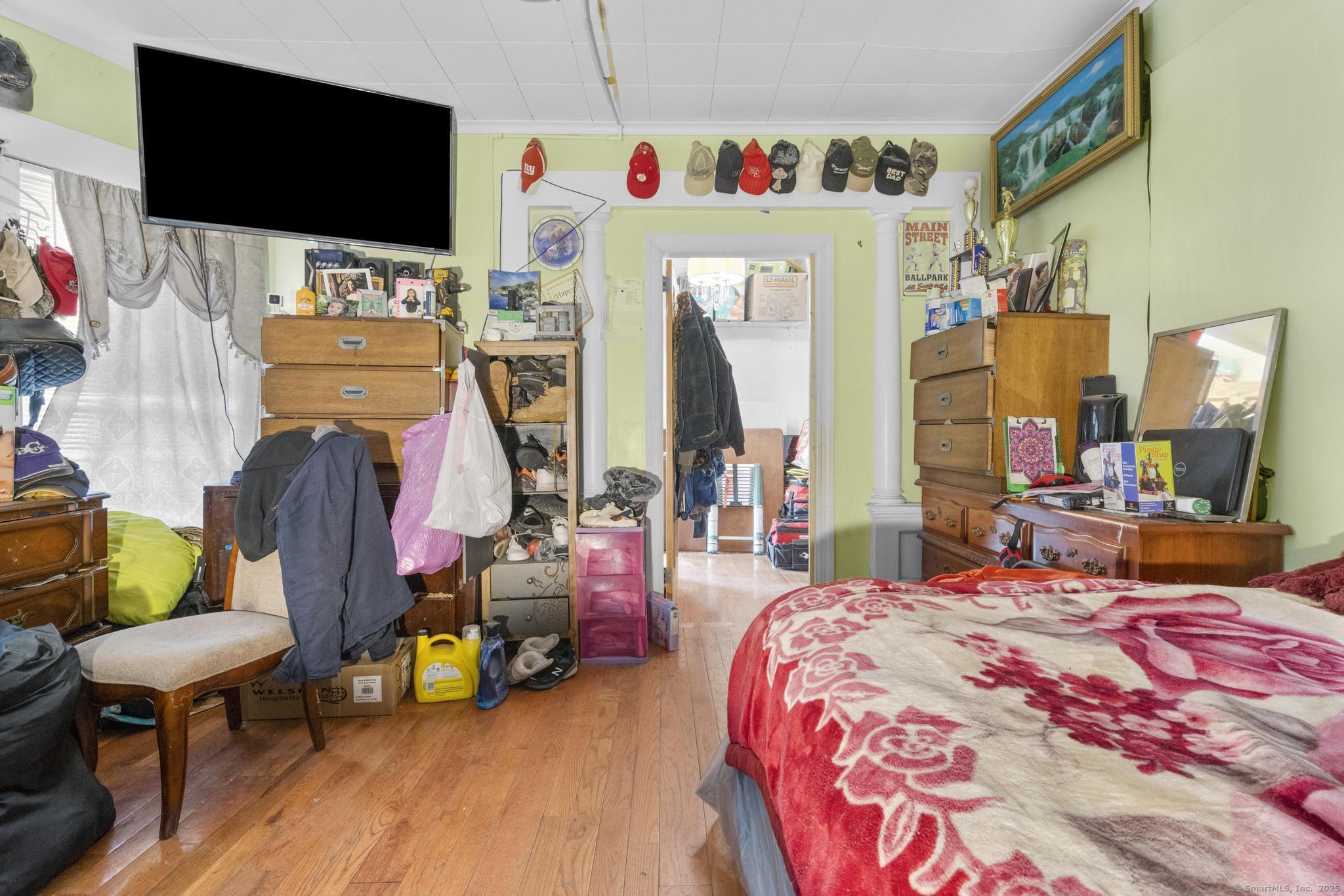 1146-1148 Iranistan Avenue Bridgeport CT 06605