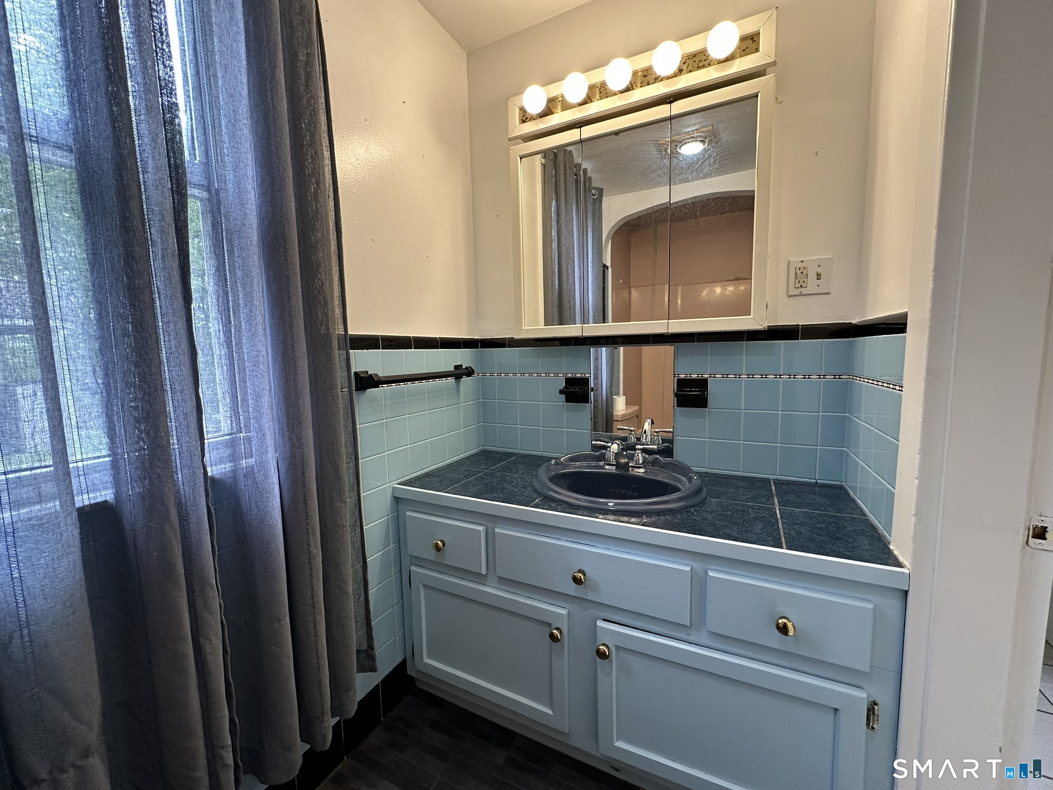 310-312 Derby Avenue Derby CT 06418