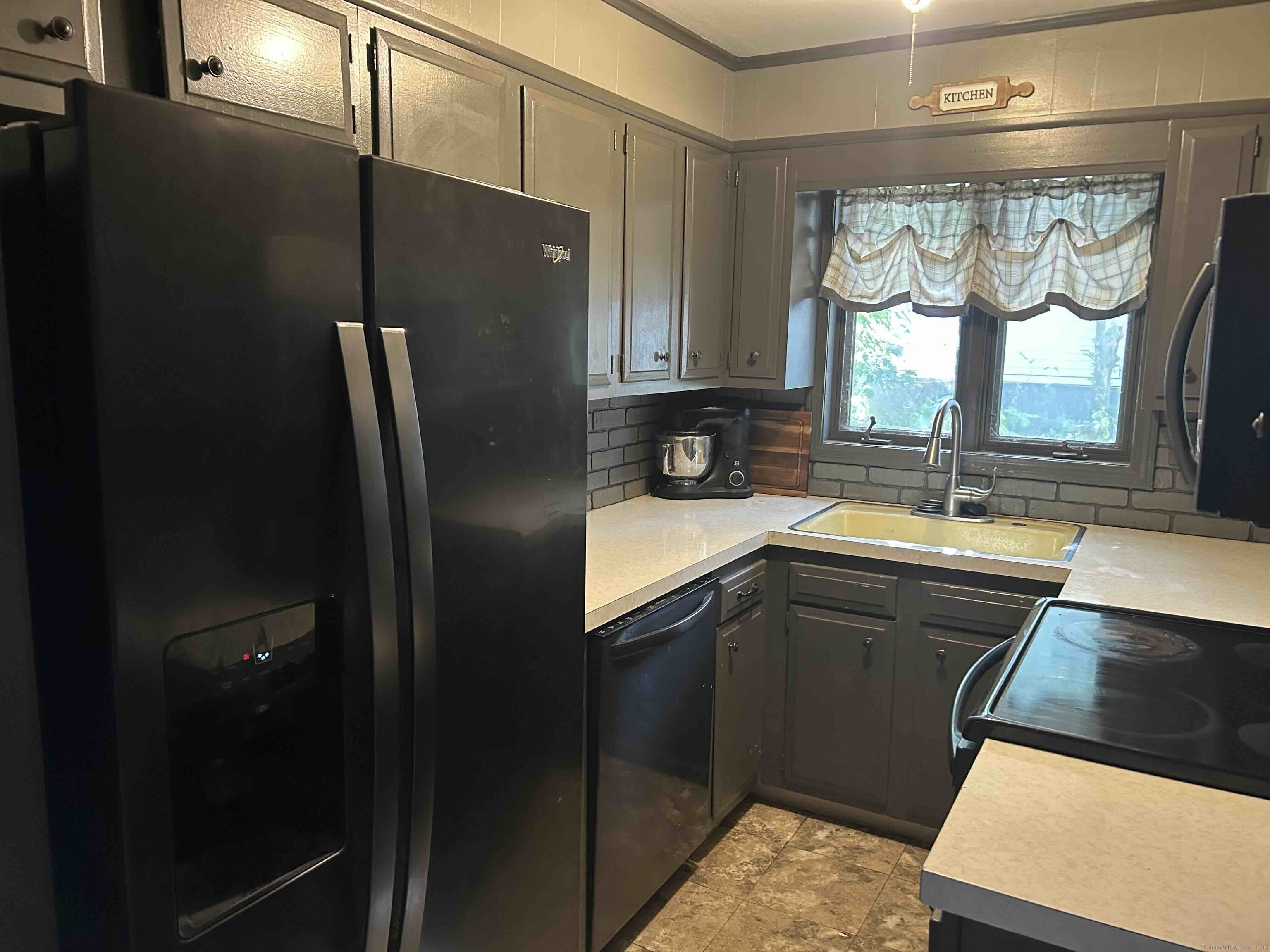 158 South Walnut Street Plainfield CT 06374