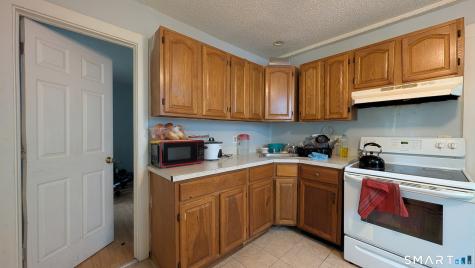 35 Lake Street Norwich CT 06360