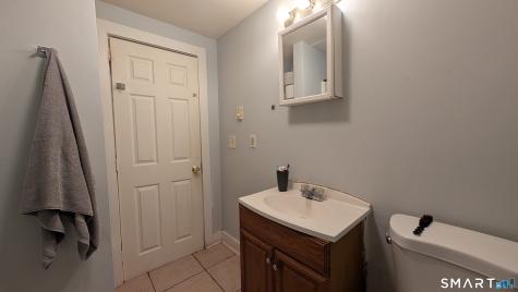 35 Lake Street Norwich CT 06360