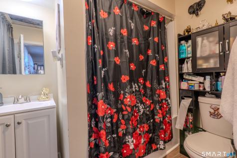 82 Greenwood Street Naugatuck CT 06770