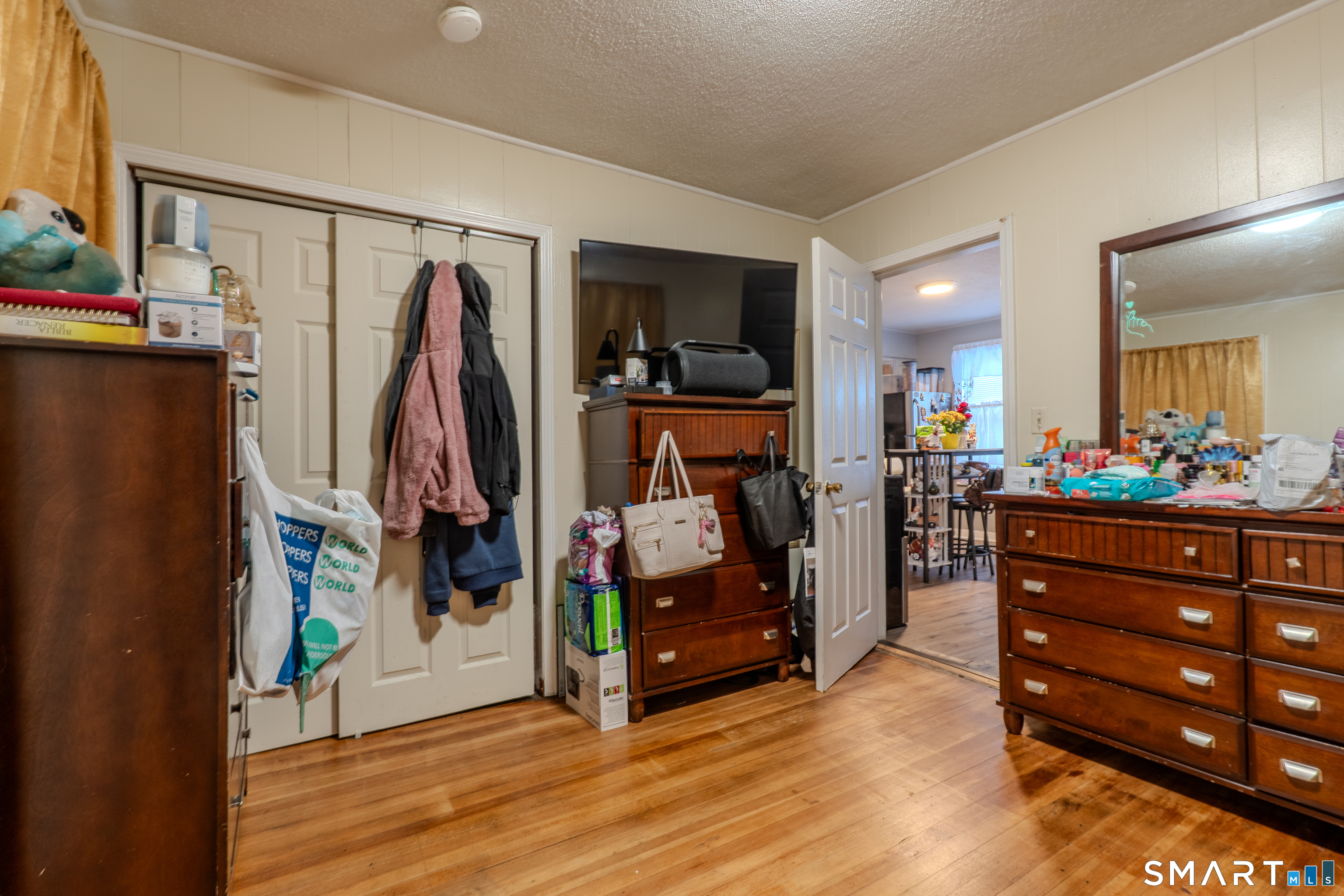 82 Greenwood Street Naugatuck CT 06770