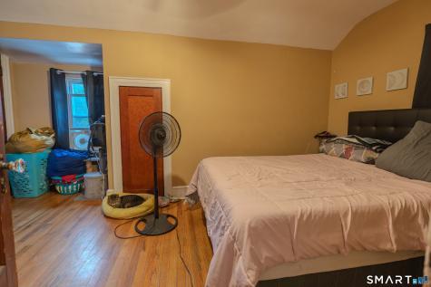 82 Greenwood Street Naugatuck CT 06770