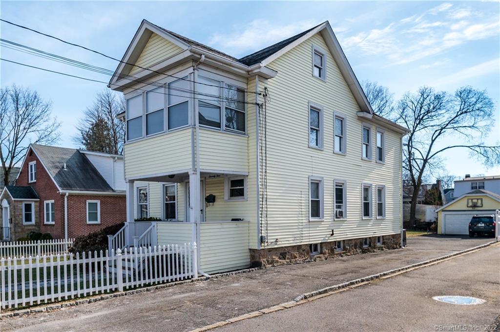74 Colonial Road Stamford CT 06906