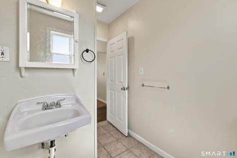 41 Rocky Hill Avenue New Britain CT 06051