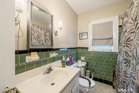 283 Salem Street Bridgeport CT 06606