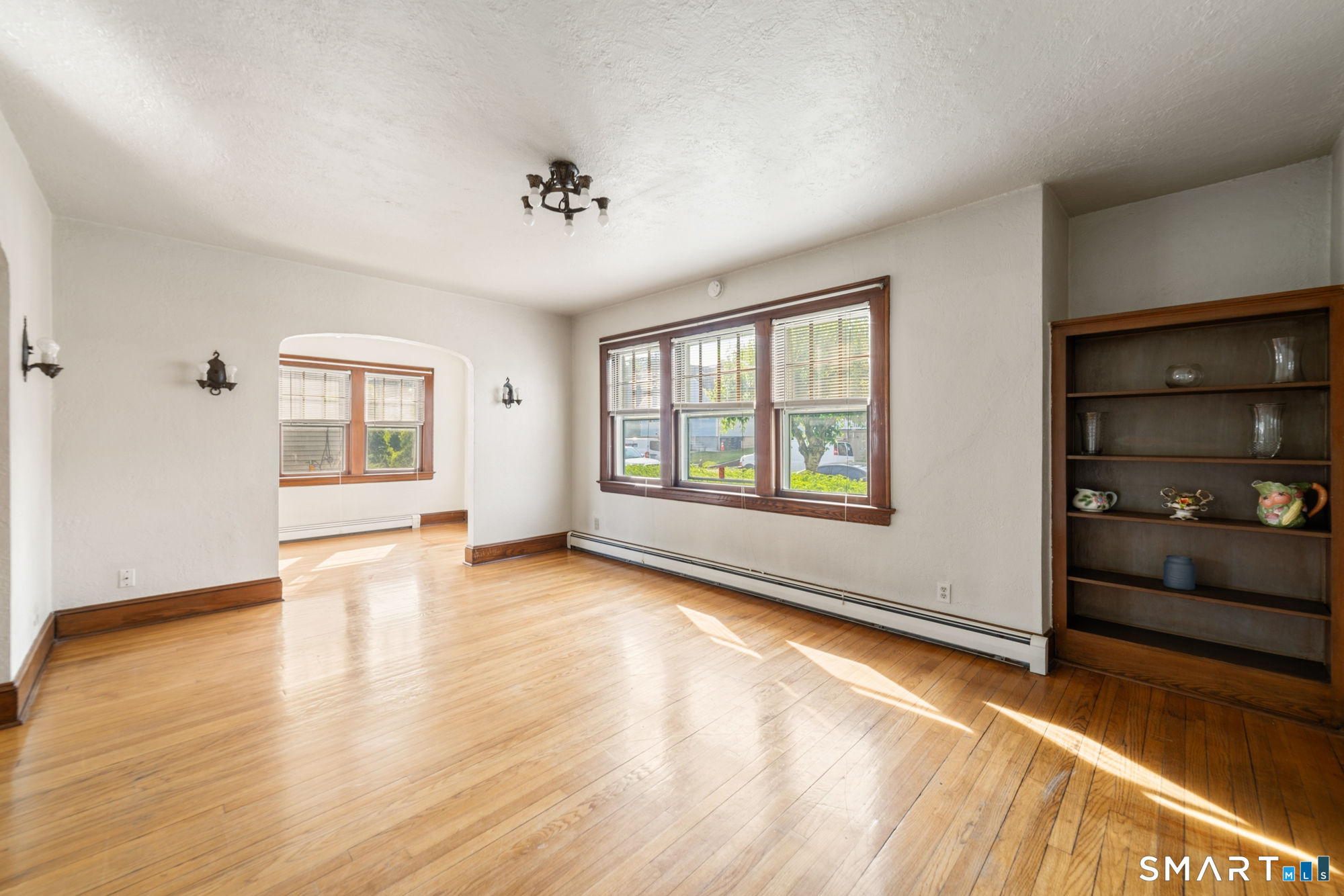 283 Salem Street Bridgeport CT 06606