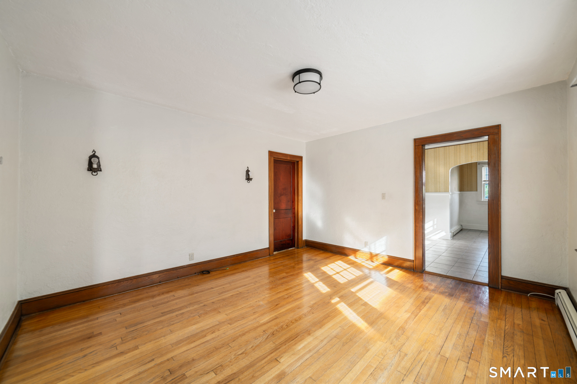 283 Salem Street Bridgeport CT 06606