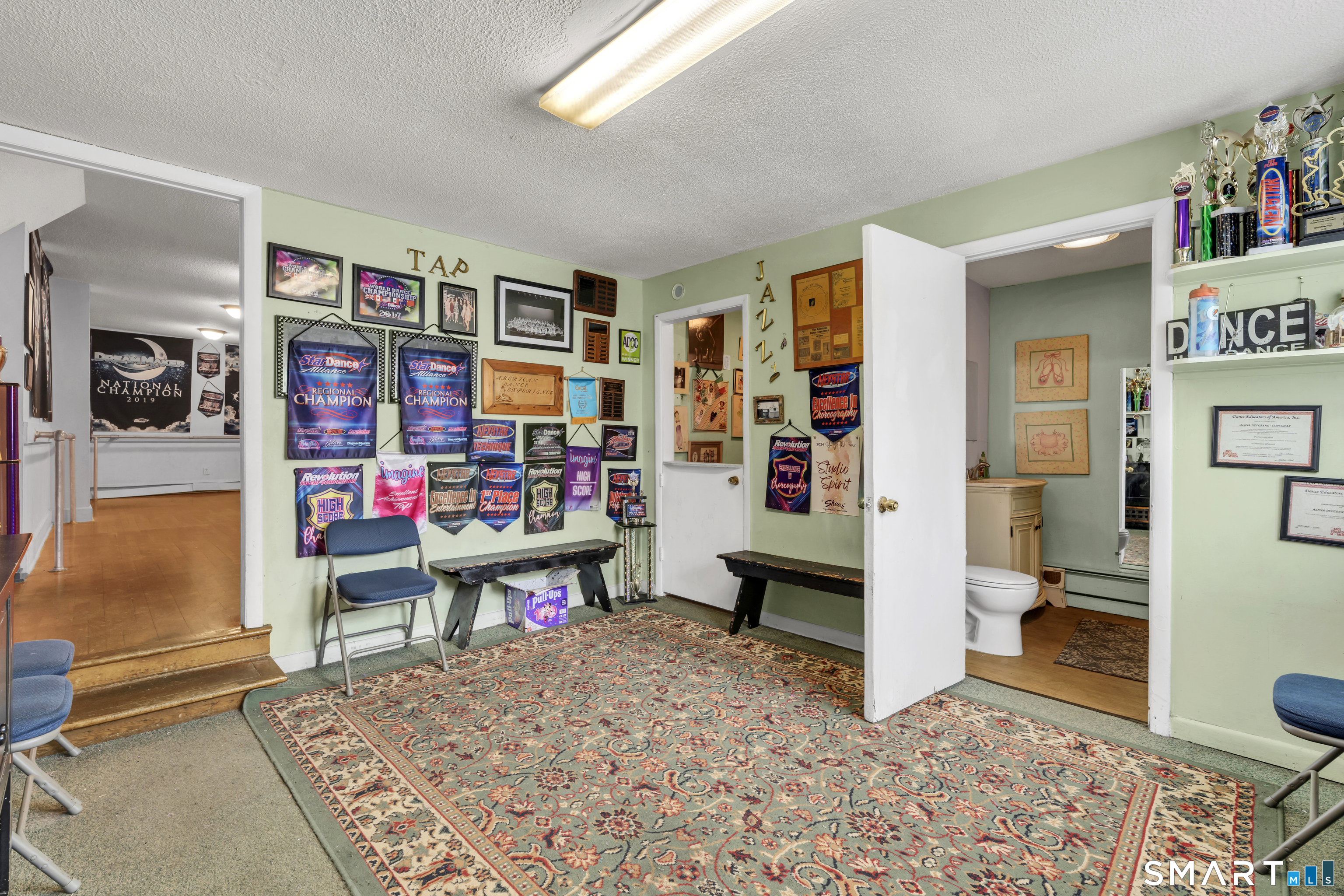 128 Church Street Hamden CT 06514