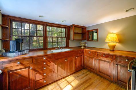 11 Phelps Road East Haddam CT 06423