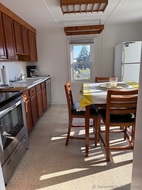 2142-2144 Fairfield Beach Road Fairfield CT 06824