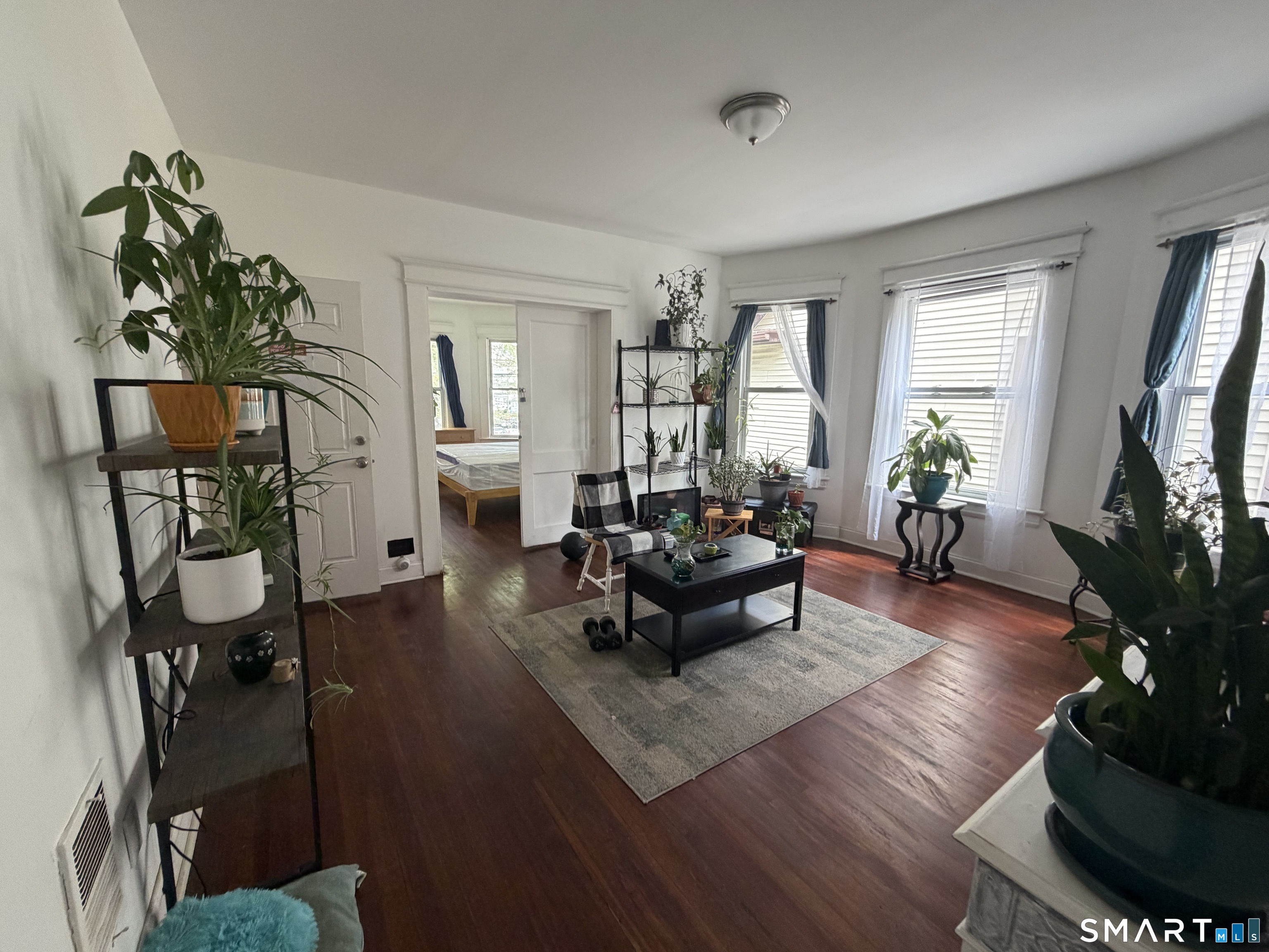 1211 Park Avenue Bridgeport CT 06604