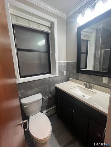 53 Bank Street New London CT 06320