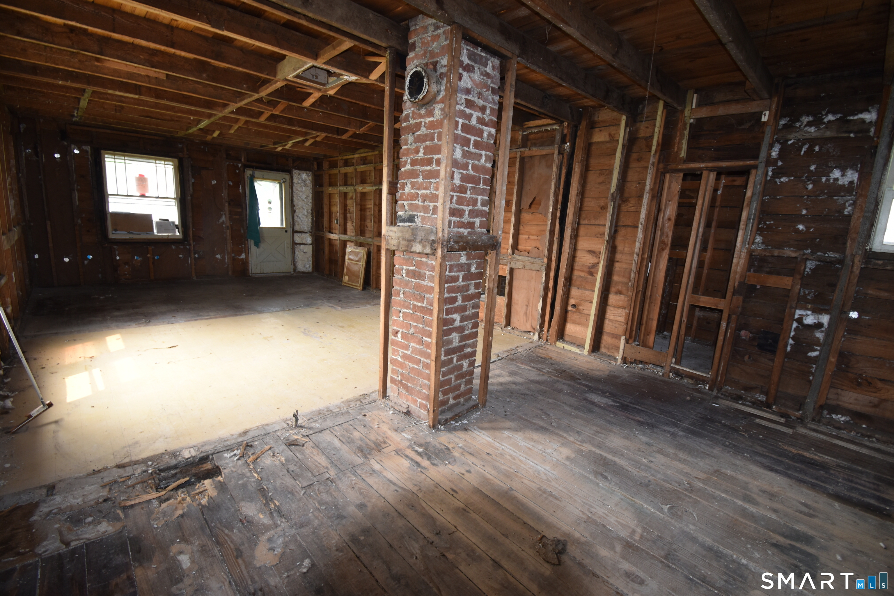 82 Lexington Street Bristol CT 06010